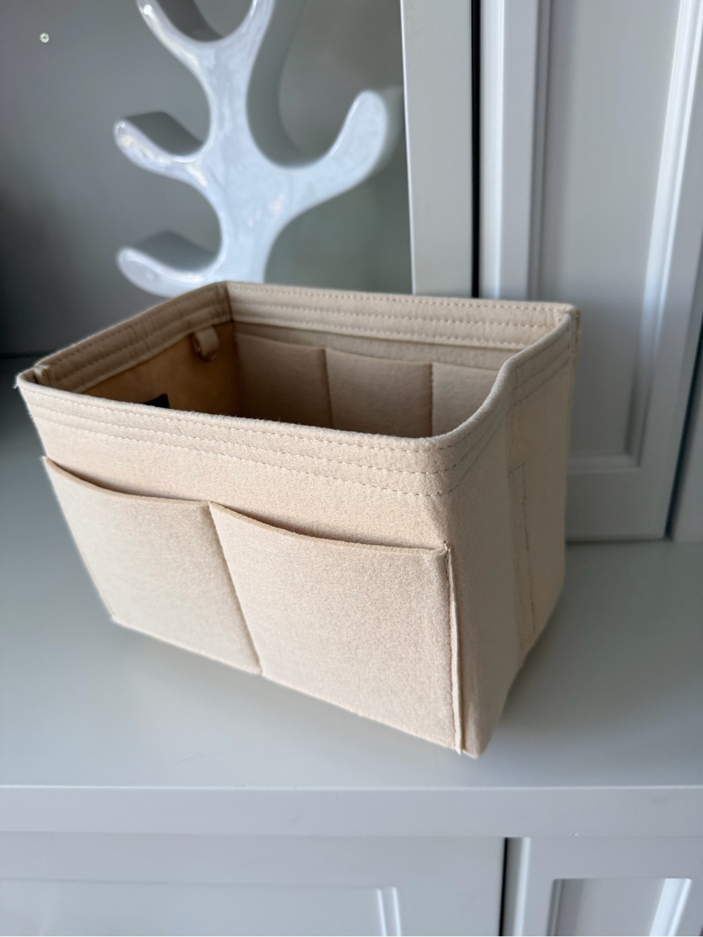 Felt Light Beige Bag Purse Insert Organizer 8.5 X 7 X 6 Inches Like New - Picture 6 of 10